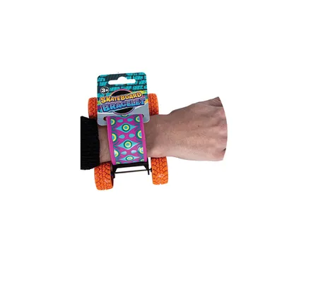 Skateboard Slap Band, Pull Back